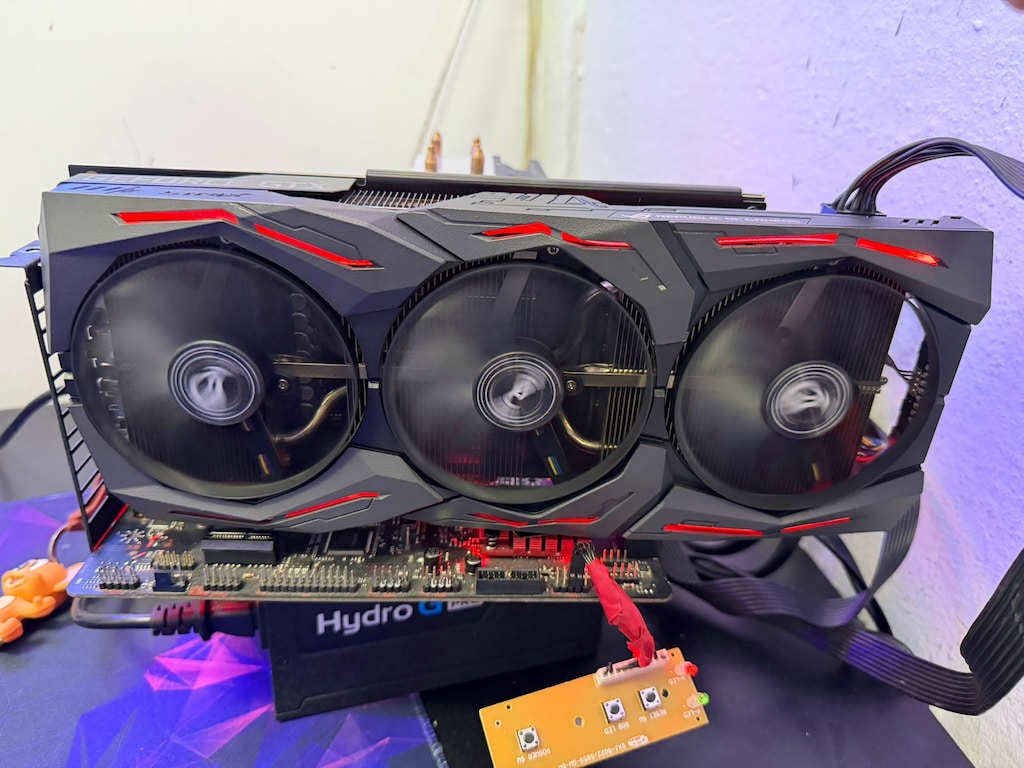 Asus ROG Strix GTX 1660 Ti 6GB (FurMark 65°C) - 4