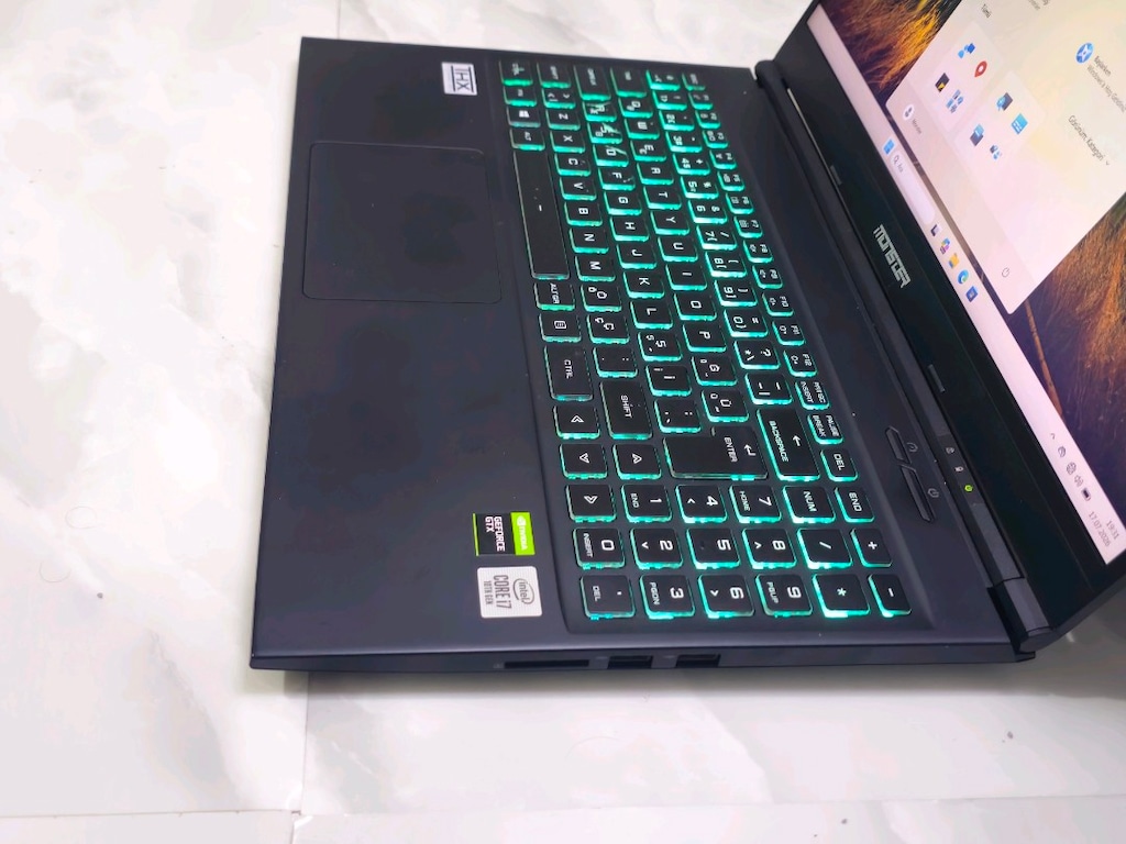 Monster Abra A5 V15.8 i7 10750H GTX 1650 Ti 16GB Ram 256GB SSD - 2