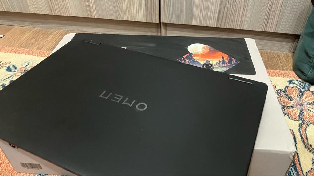 hp omen 17 rtx 5060 - 3