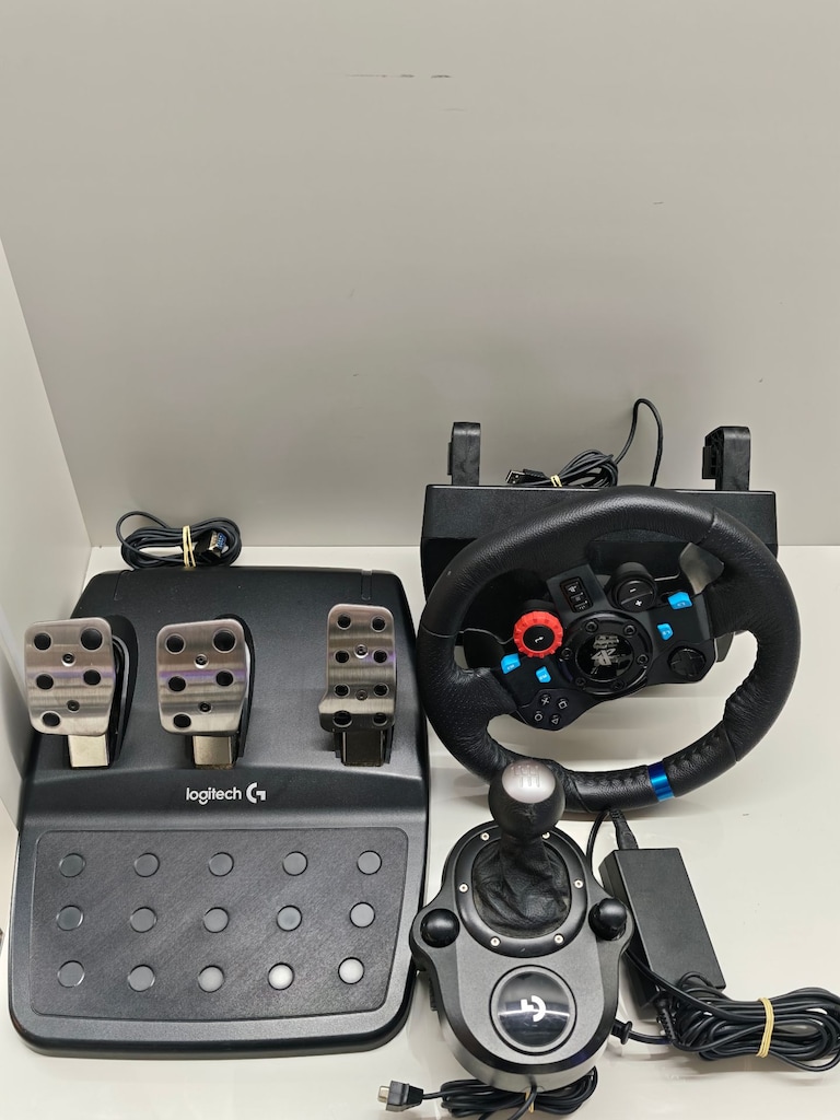 Logitech G29 Driving Force Direksiyon Seti Pedal ve Vites Dahil - 2