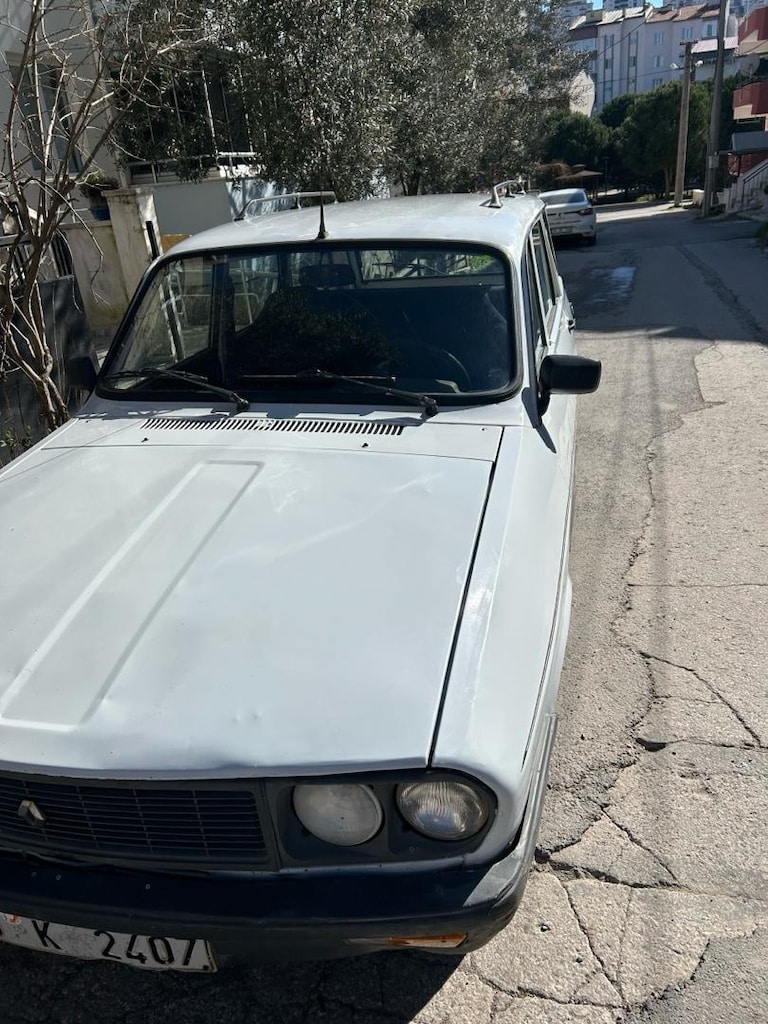 Renault 12