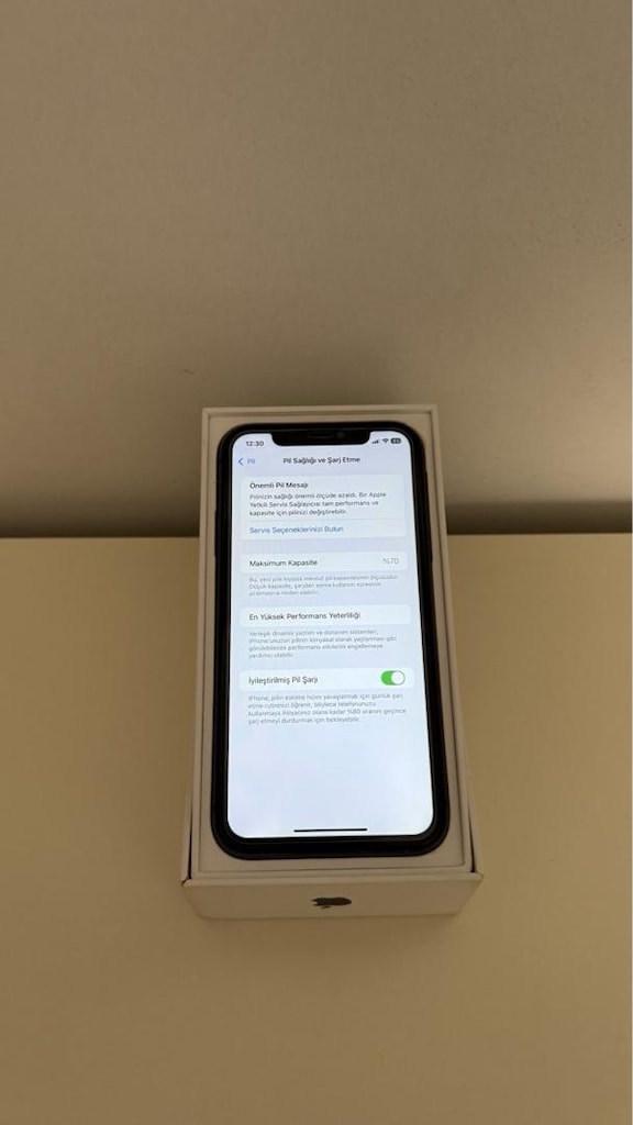 iPhone 11 256GB - 2