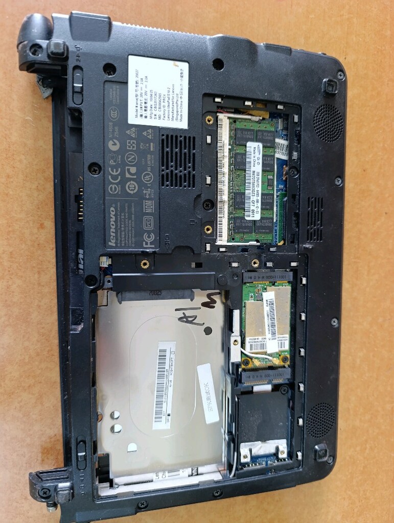 Lenovo IdeaPad S10-2 - 7