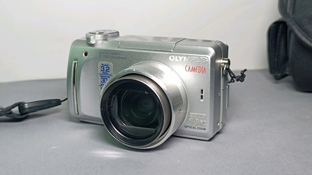 OLYMPUS C-760ULTRA DİJİTAL FOTOĞRAF MAKİNESİ - 6
