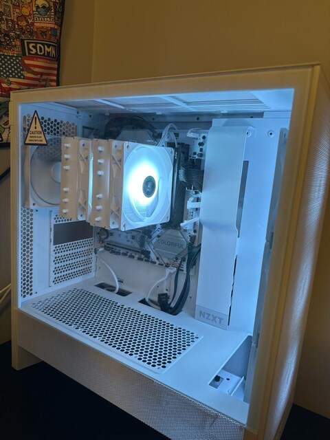 EKRAN KARTSIZ BEYAZ SİSTEM 9700X 32GB CL30