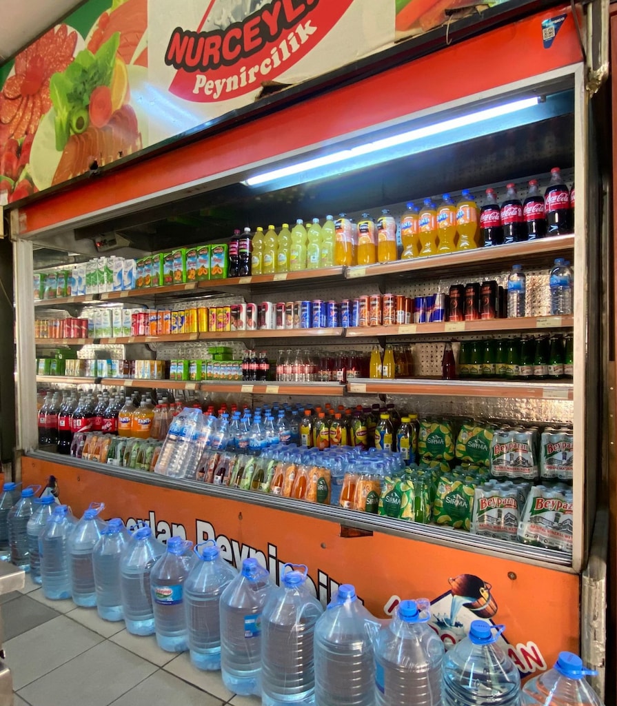 Kentsel Dönüşüm Nedeniyle Kapanacak Şarküteri Market Malzemeleri - 4