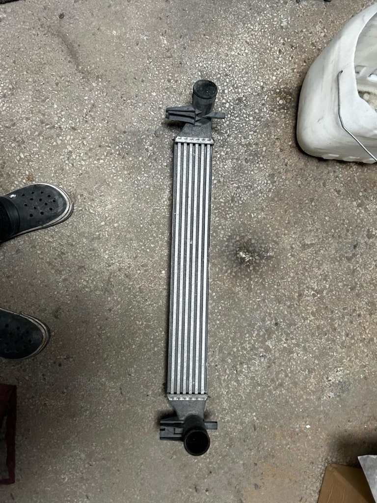 HAVA SOĞUTUCU 6R0145805K