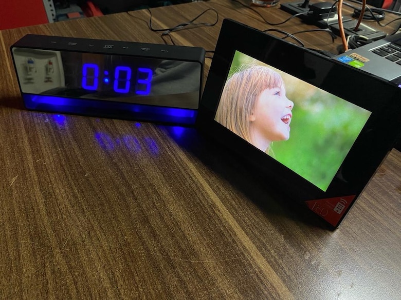 elektronik saat ve resim çerçevesi - 2