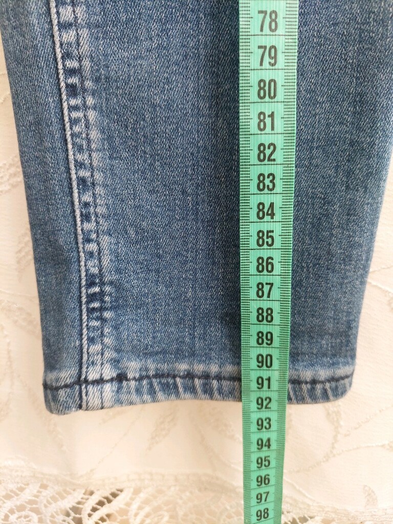 LCW Genç Bayan yırtık detay Jean pantolon 24 beden - 5
