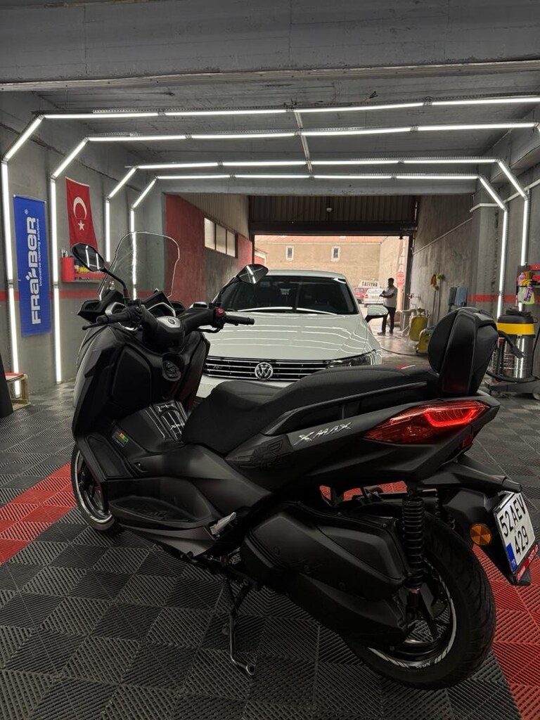 YAMAHA X-Max 250 ABS - 5