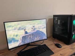 Garanti devam ediyor 1 senelik Gaming Setup