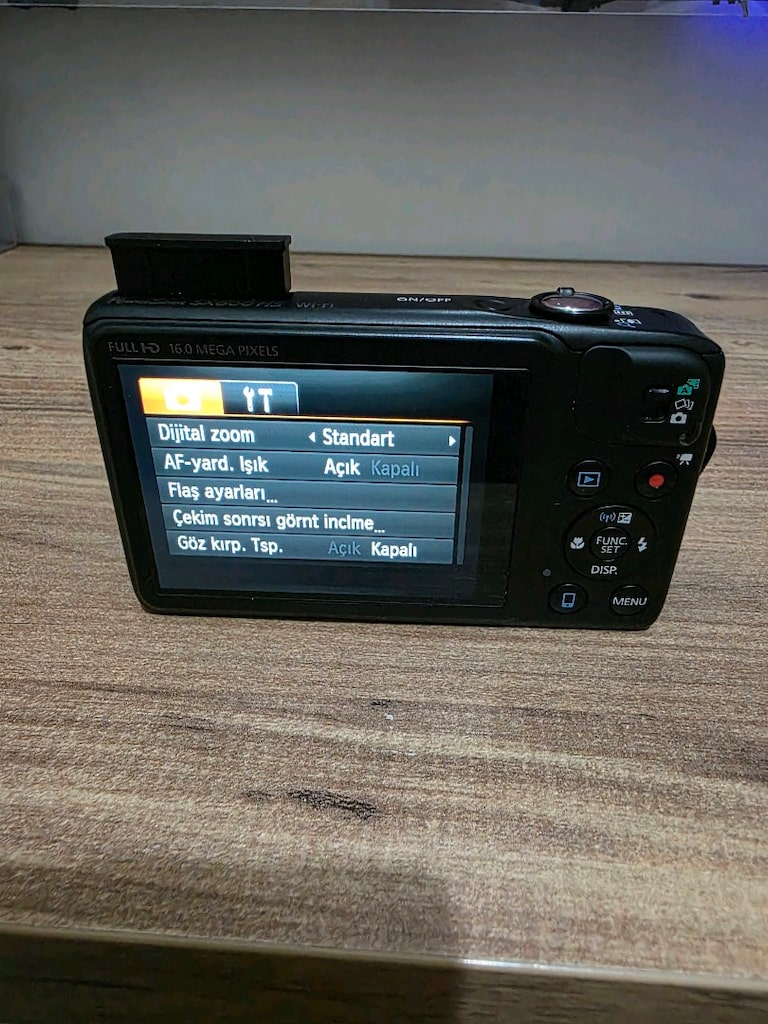 Canon PowerShot SX600 HS - 3