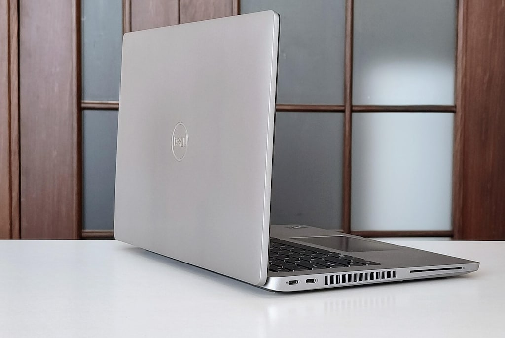 DELL LATİTUDE 5430 İ5-1254U 16 RAM 256 GB SSD WİNDOWS LİSANSLI - 5