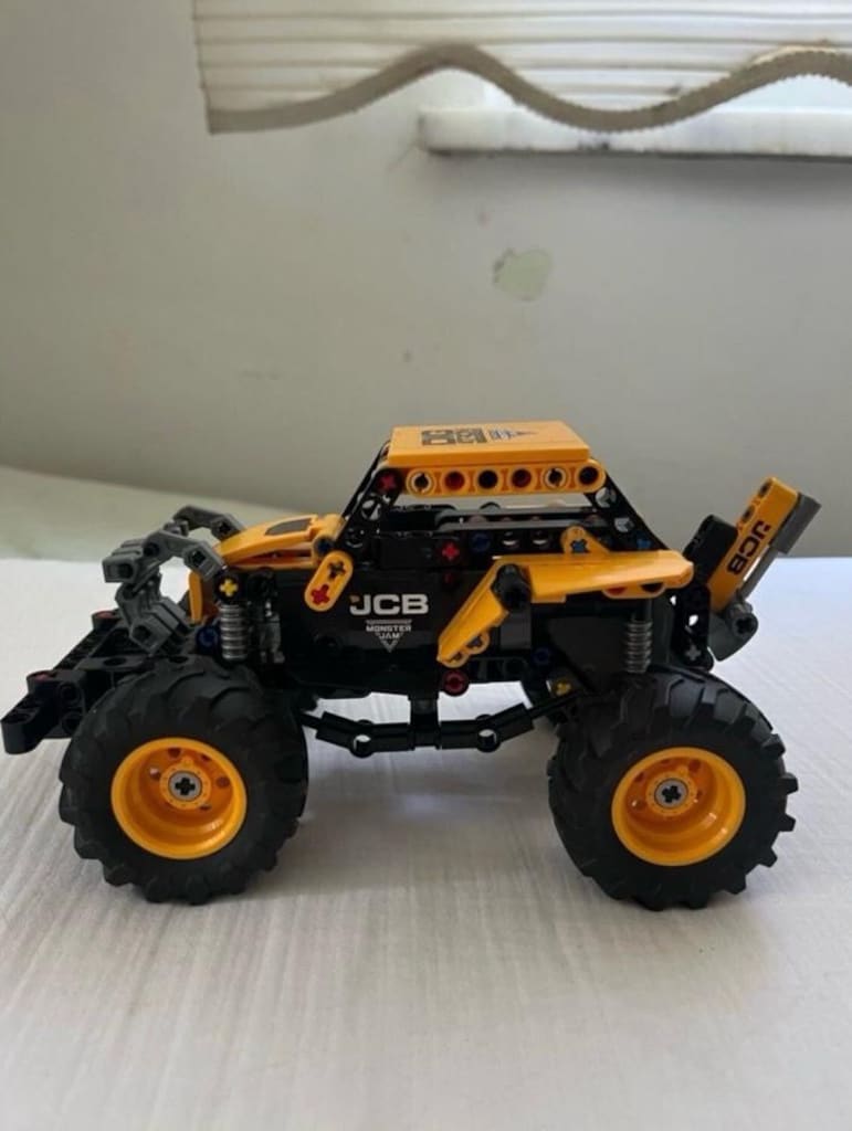LEGO ORJİNAL ARABA - 2