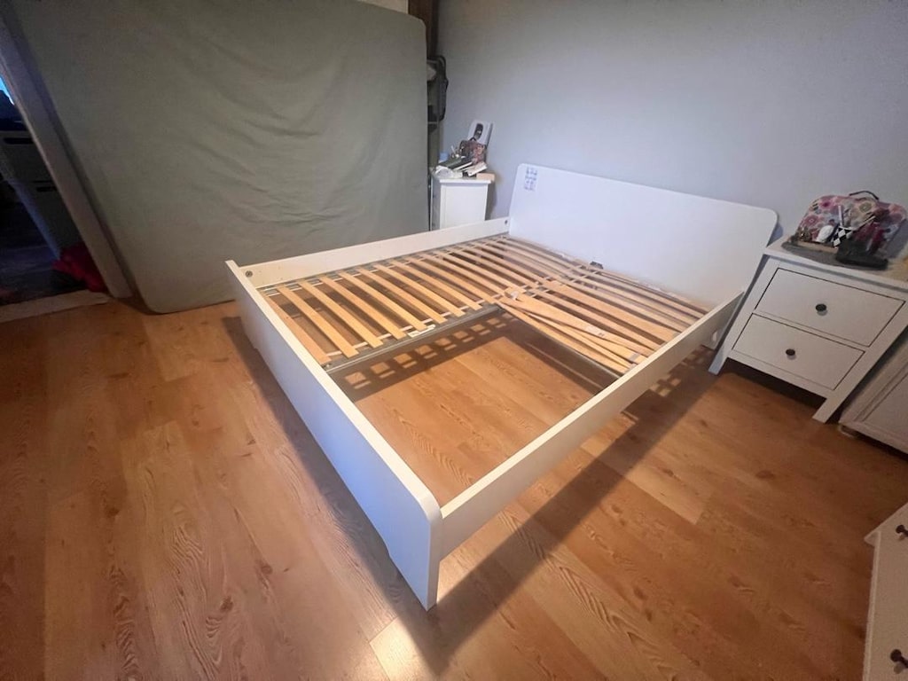 ikea karyola ve karyola başlığı