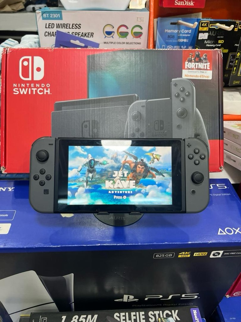 Nintendo Switch V1 64 Gb kutulu cihaz - 6