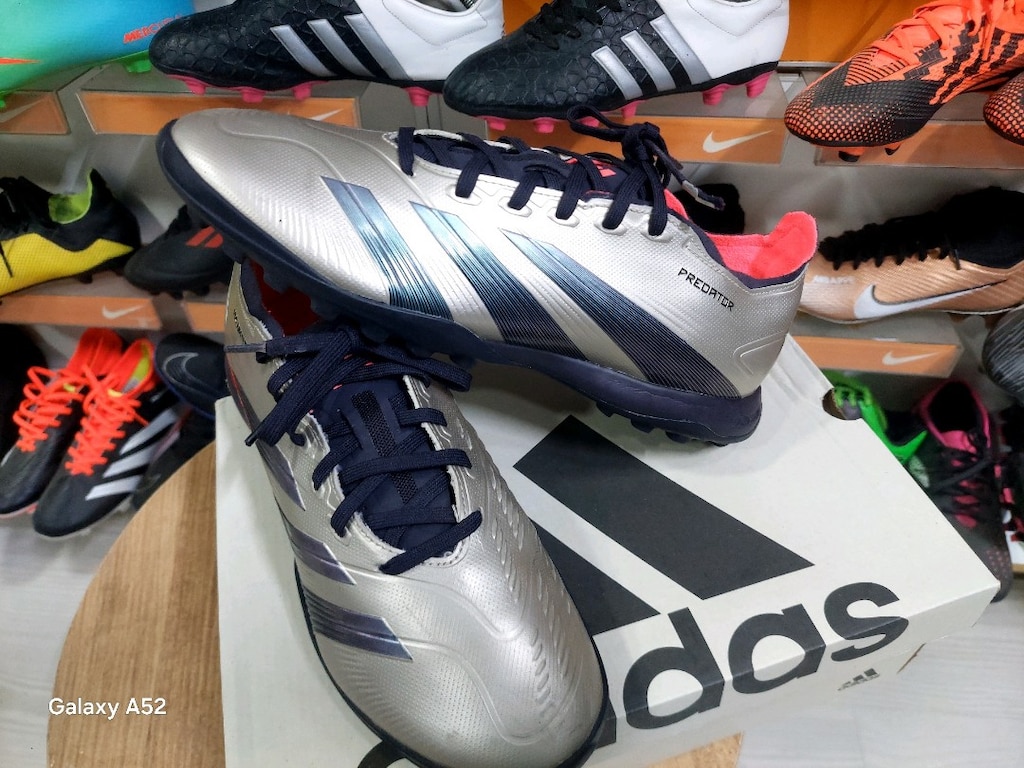 Orjinal Adidas 42 numara PREDATÖR Halı Saha ayakkabısı İKİNCİ EL.. - 7