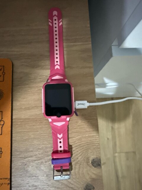 TCL çocuk saati