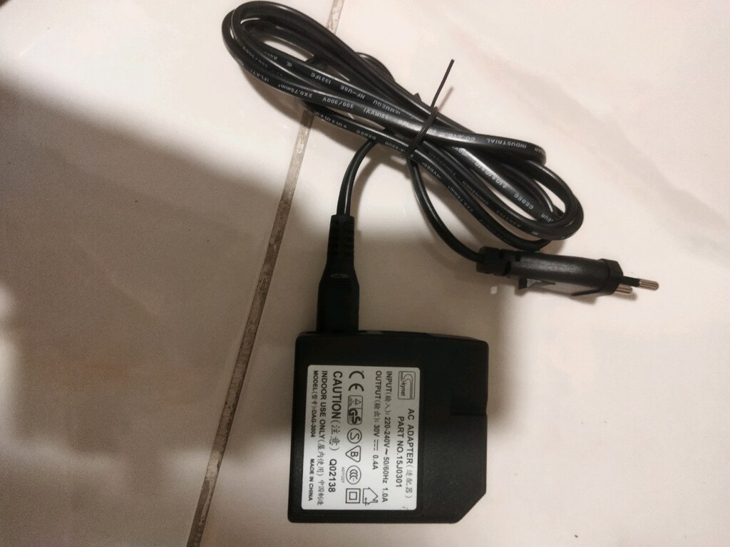 ADAPTÖR 30v sağlam sorunsuz neyin bilmiyorum - 2