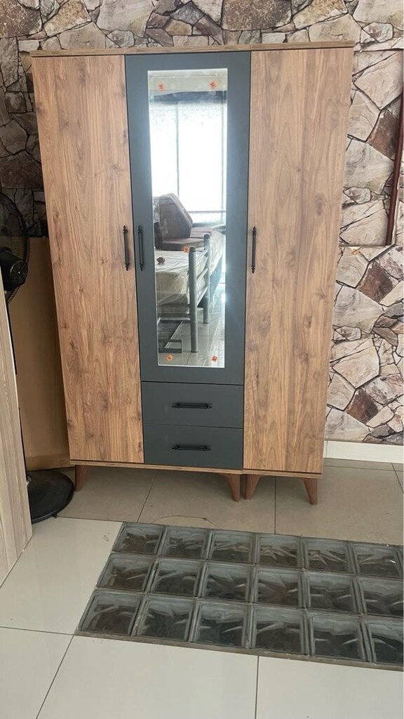 3 kapaklı elbise dolabı - 5