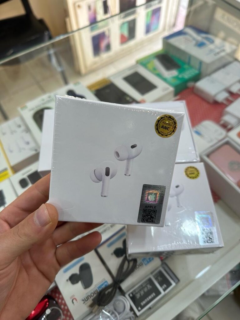 aripods pro ANC kulaklık orjianal yurd dışı bu fiyata yok 500 tl