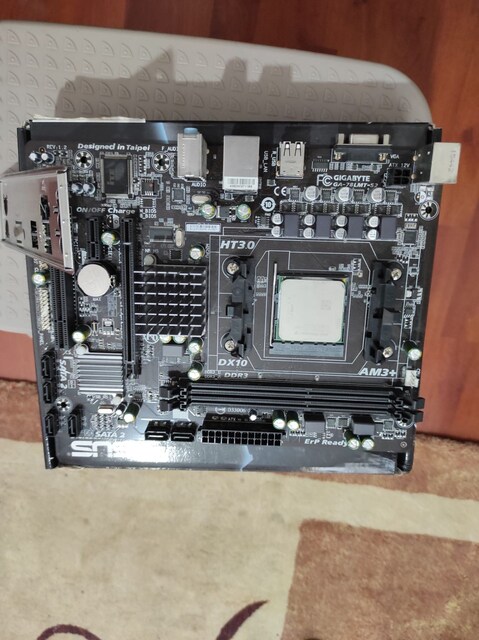 Gigabyte GA-78LMT-S2 Anakart & AMD PHENOM II X4 940 İŞLEMCİ AM2
