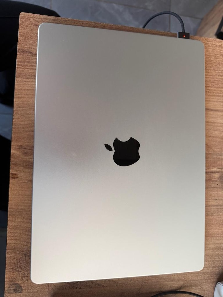 MacBook Pro 14” M5 | 24 GB | 1 TB SSD | Pil %100 | 46 Devir - 2