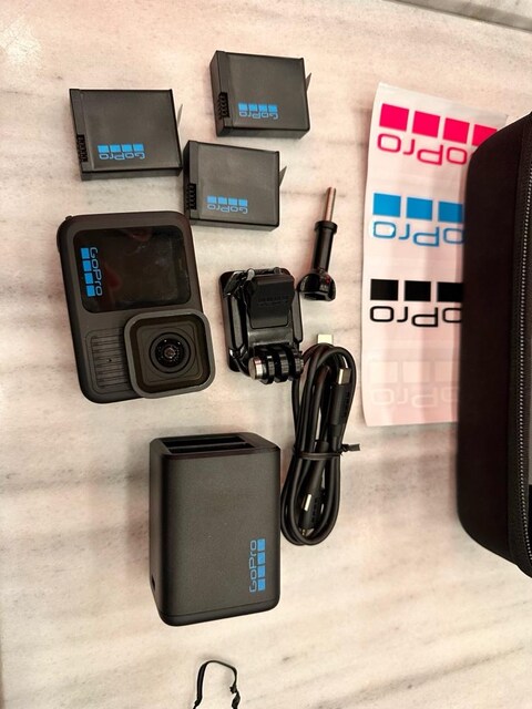 Gopro Hero 13 BLACK (MANTIKLI FİYATLAR TEKLİF EDİN) PİYASADA TEK