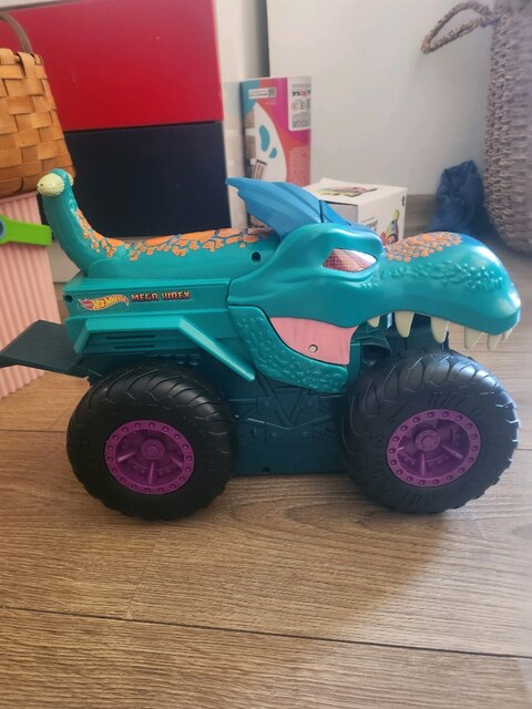 hot wheels oyuncak