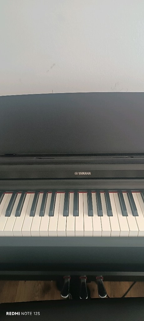 YAMAHA YDP 165 DİJİTAL PİYANO