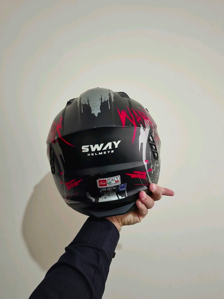 Sway X1-X Tokyo Cross Modüler Çene Çıkan Motor Kaskı L beden - 4