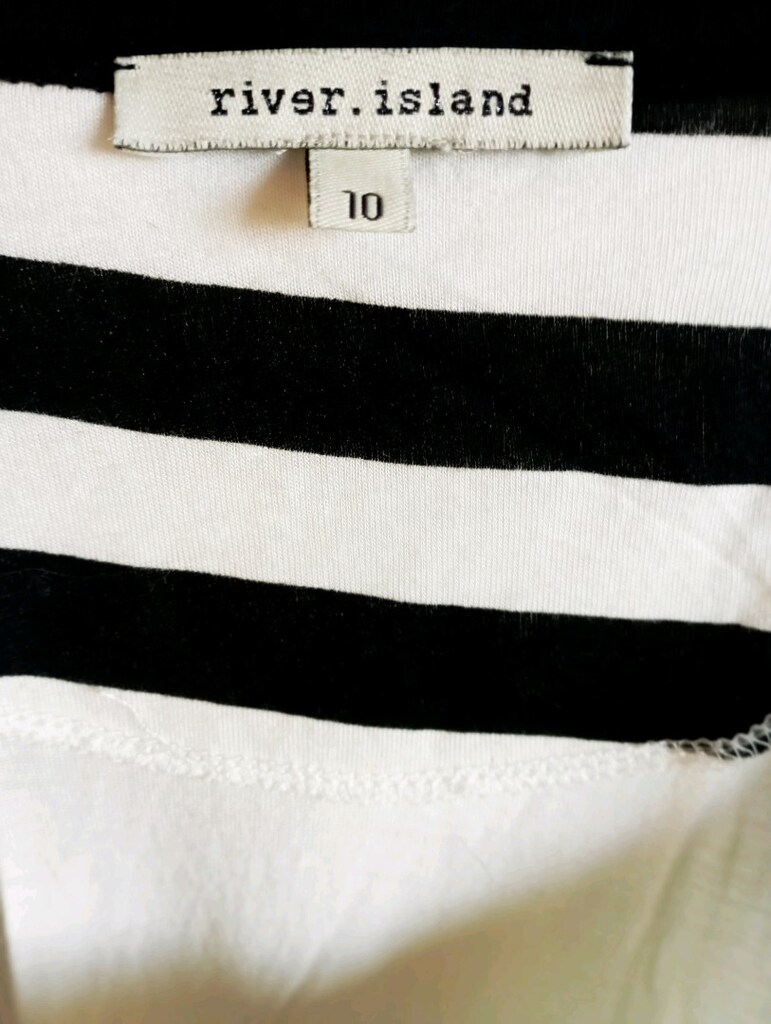 River Island Çiçek Detaylı Çizgili Kolsuz Bluz — görsel 3/9