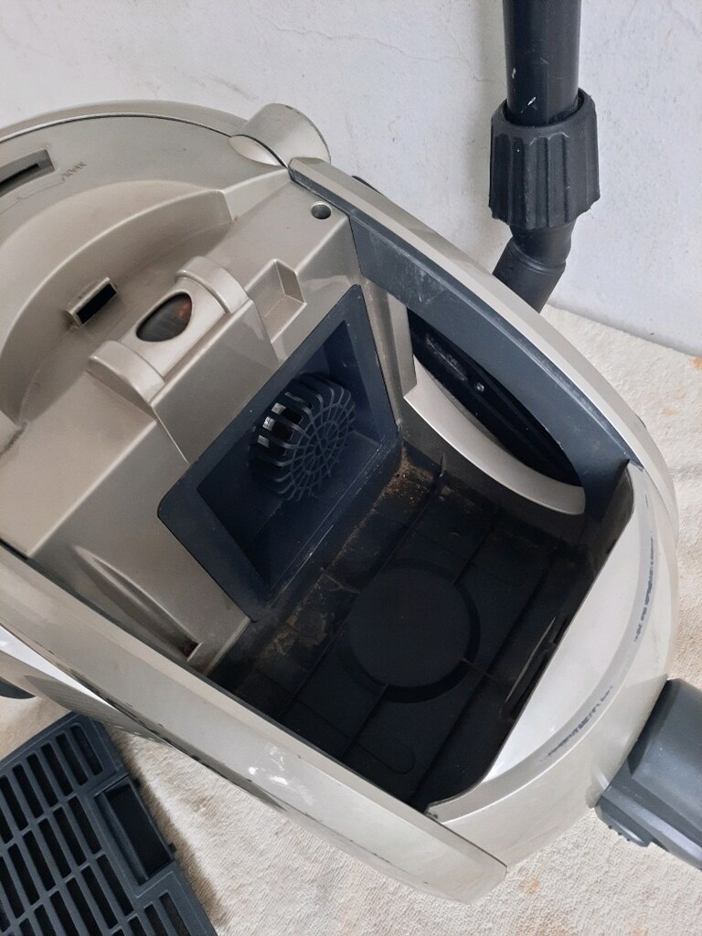 FAKİR CLYDE 2400 WATT TOZ TORBASIZ SÜPÜRGE - 6