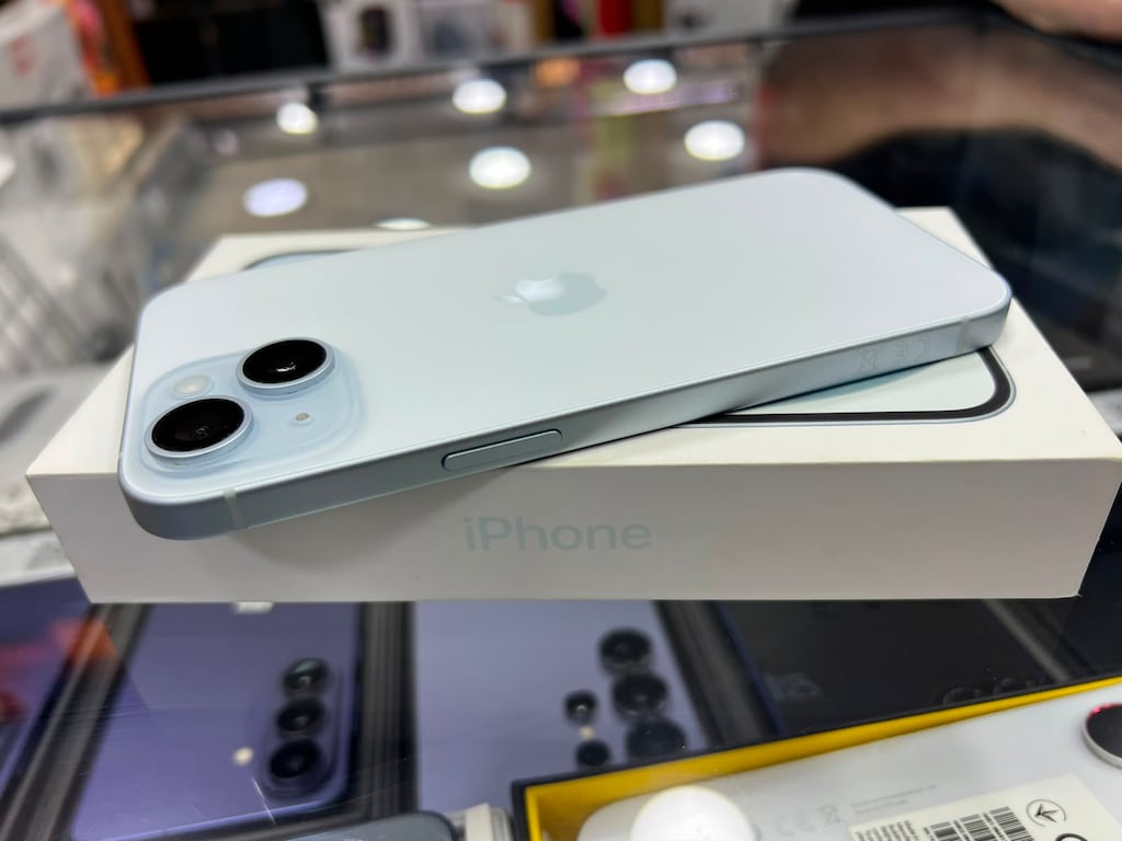 İPHONE 15 128GB- PİL 100 - HATASIZ - APPLE TR CİHAZI - 3