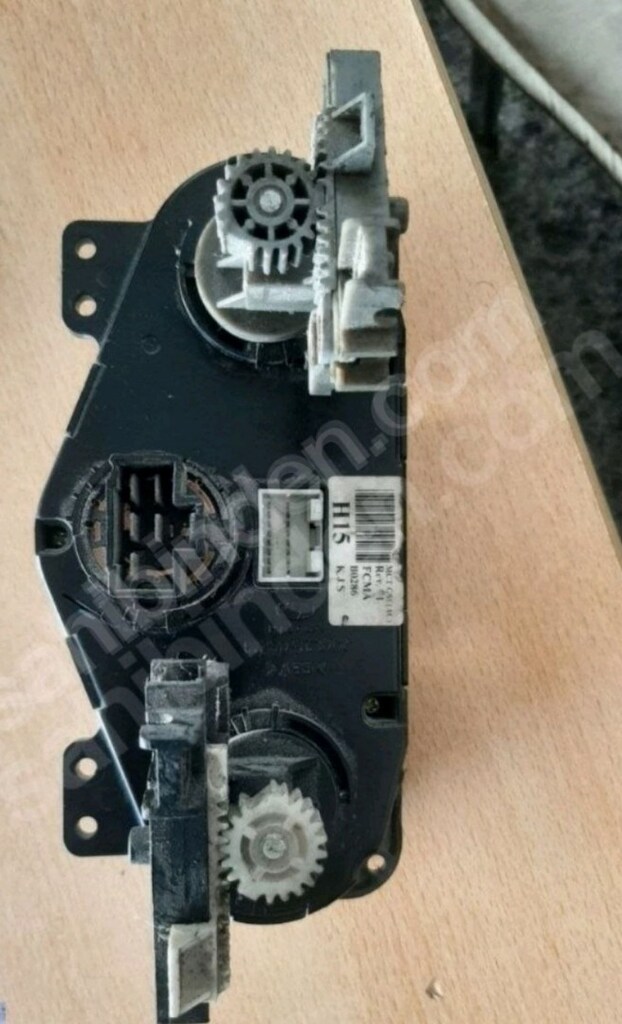 HYUNDAI ERA ORİJİNAL KLİMA PANELİ - 3