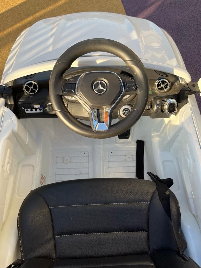 Mercedes akülü araba - 8