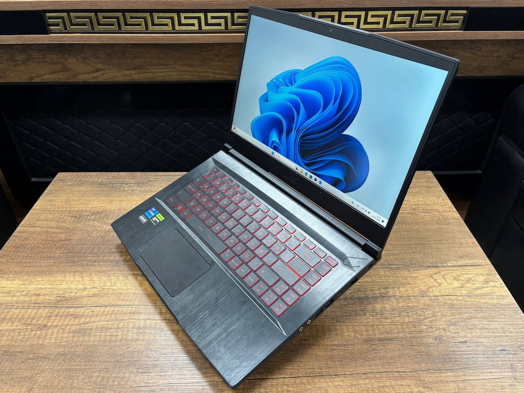MSI Thin GF63 i7-12650H 16GB 512GB RTX4050 15.6" Gaming Notebook - 3