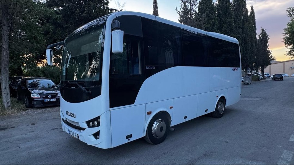 2013 ısuzu Novo 27+1 sorunsuz 670. bın km de - 2