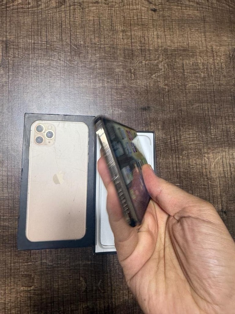 İPHONE 11 PRO MAX GOLD 64 GB YURTİÇİ HERŞEYİ ORJİNAL HATASIZ DEĞİŞENSİ - 6