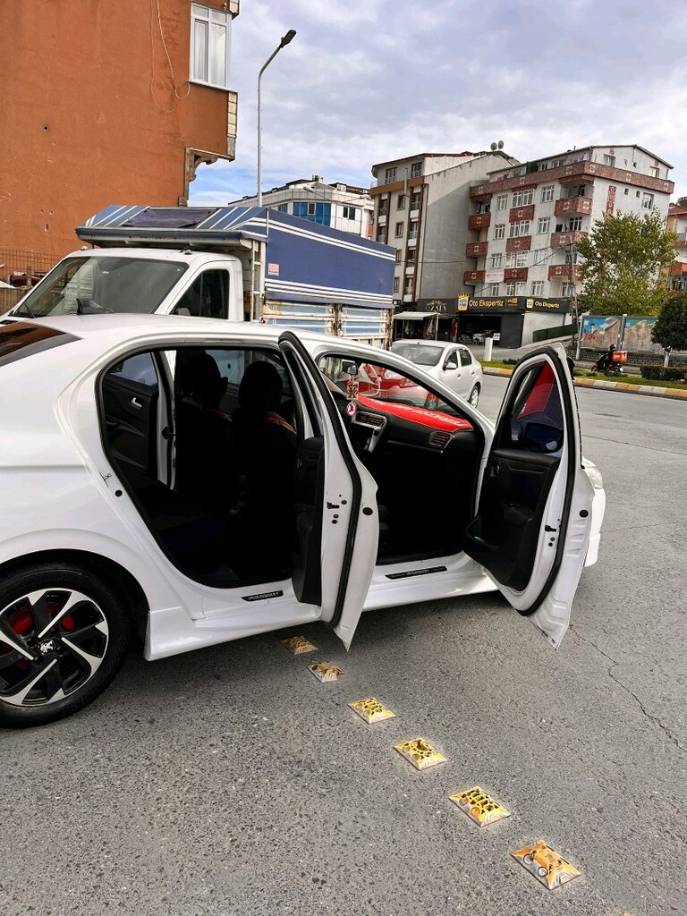 Peugeot 301 - 9