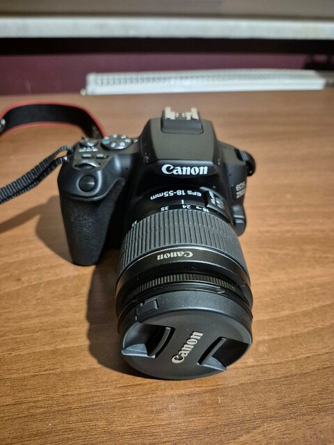 canon eos 250d + 50 mm 1.8 lens