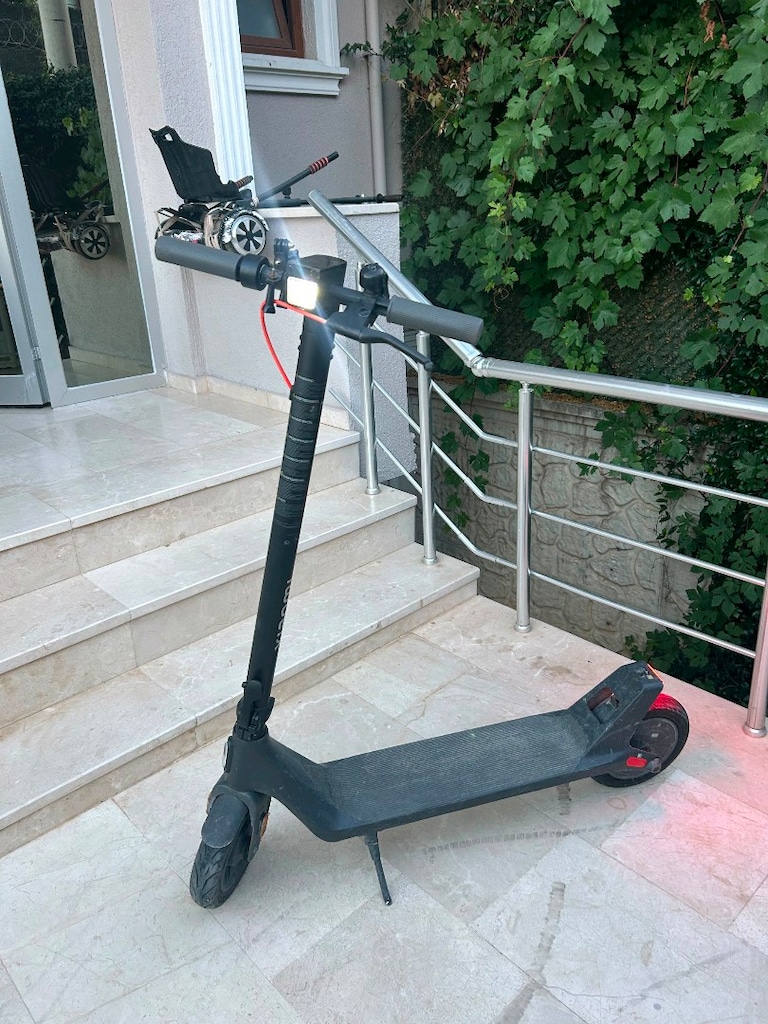 temiz elektrikli scooter