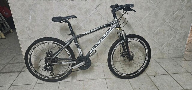 Kron XCJ 1000 bisiklet