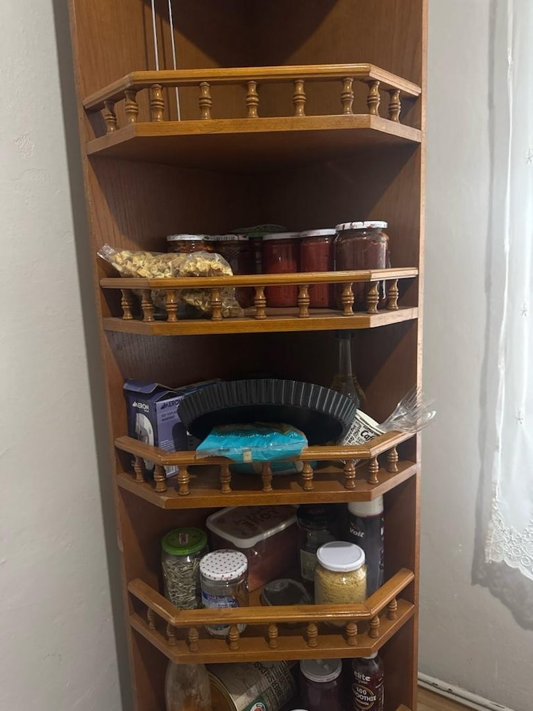 KÖŞE DOLAP 7 KATLI - 2