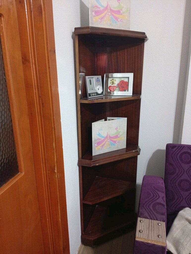 köşelik kitabı rafı çok güzel ahşap Yerimdar satıyorum - 2