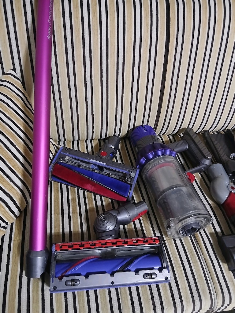 dyson v10 şarjlı süpürge - 2