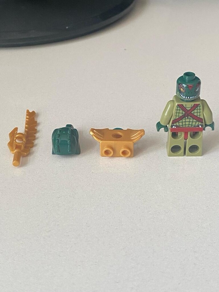 Lego Chima Cragger Light Armor Figür - 4