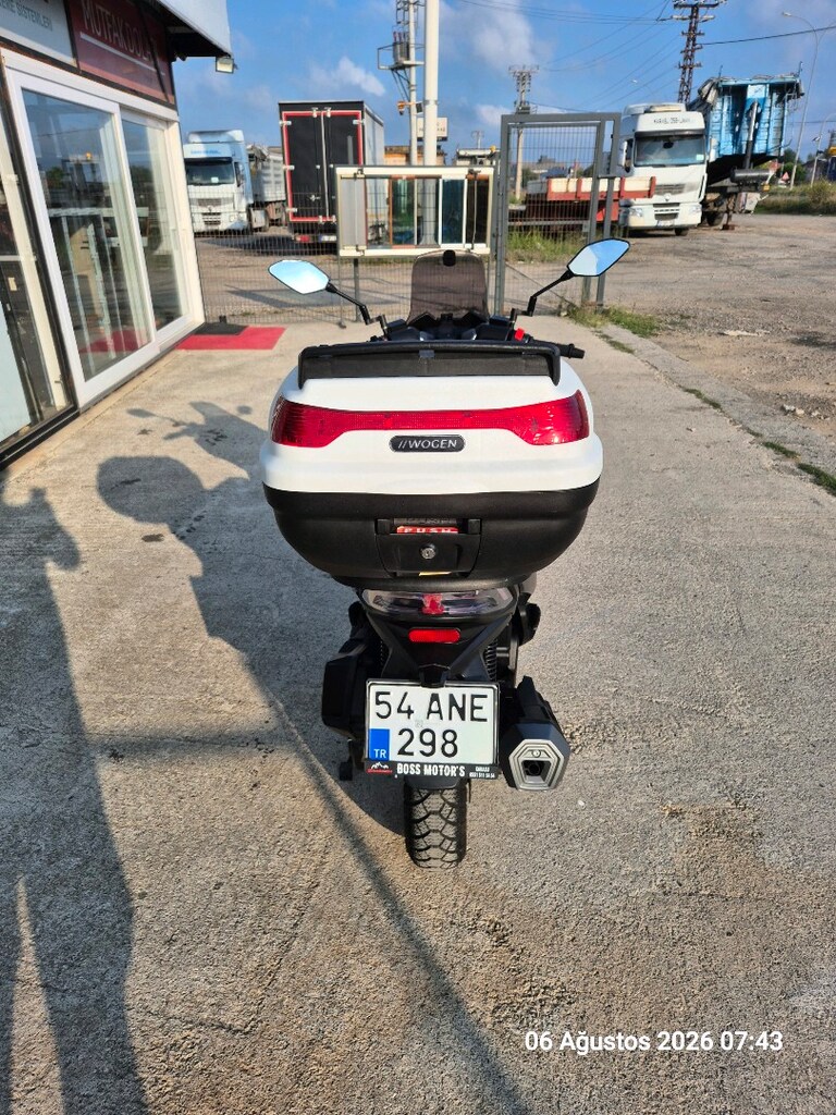 VOGE SR1 125 CC - 2