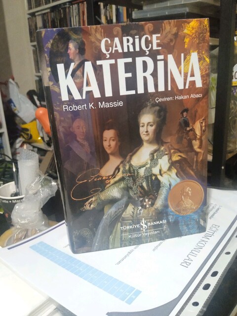 Çariçe Katerina / Şömizli-Ciltli, Robert K. Massie, Türkiye İş Bankası