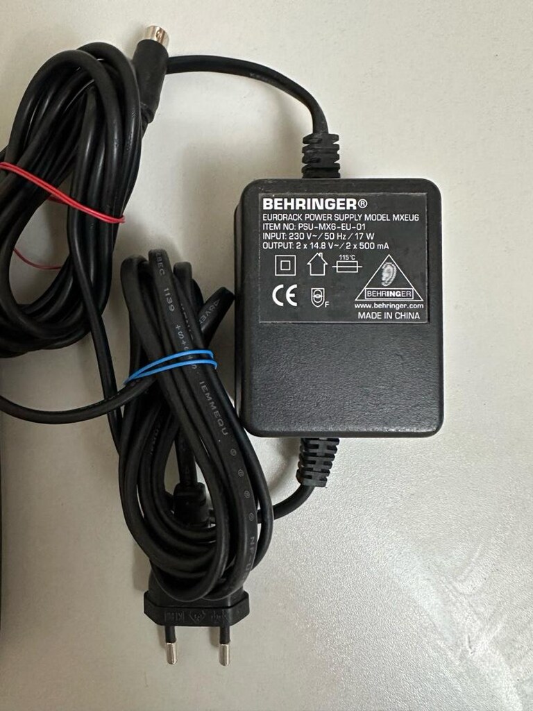 Behringer Xenyx 502Mikser - 11